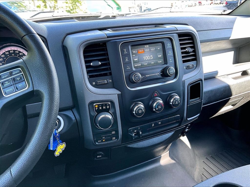 Used 2019 Granite Crystal Metallic Clearcoat Ram Express image 18