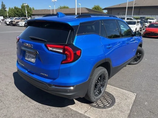 Used 2024 Riptide Metallic GMC AT4 image 5