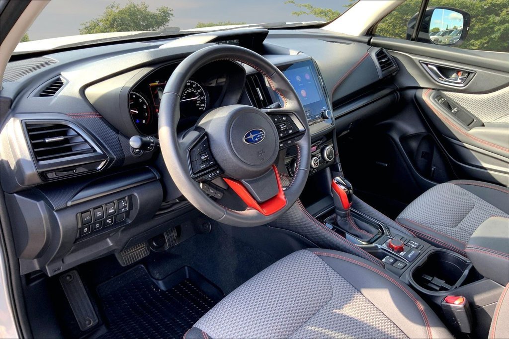 Used 2024 Silver Subaru Sport image 17