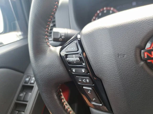 Used 2023 Green Nissan PRO-4X image 23