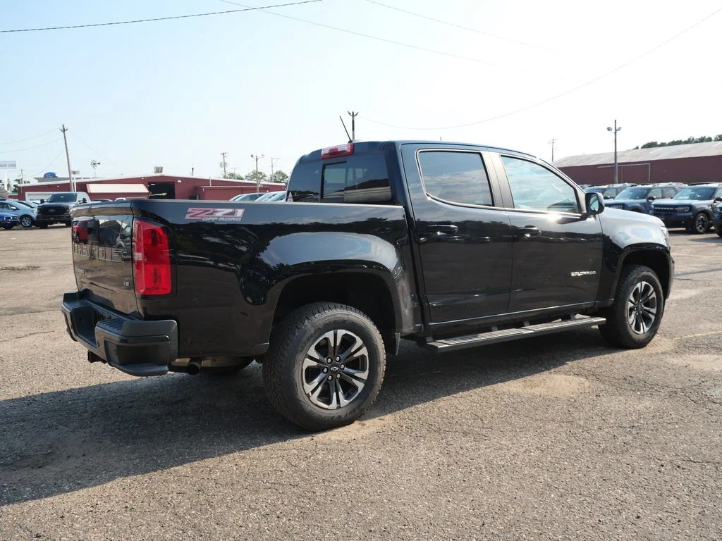Certified Used 2022 Black Chevrolet Z71 image 6