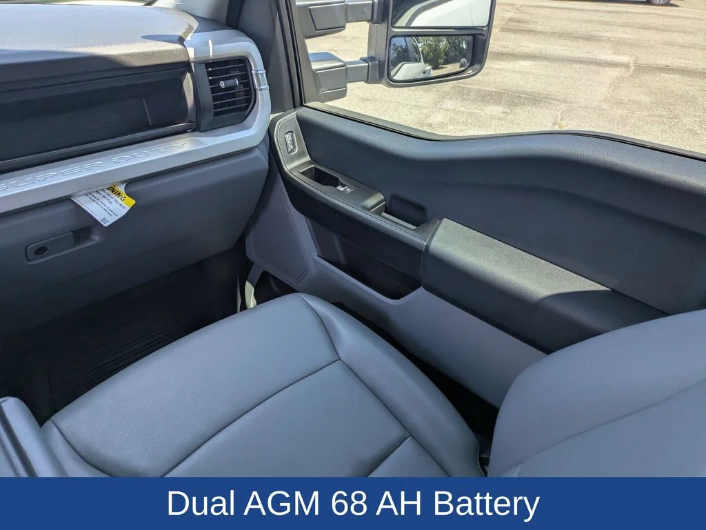 Certified Used 2025 Oxford White Ford XL image 18