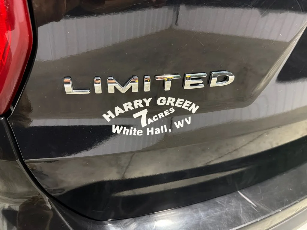 Used 2017 Shadow Black Ford Limited image 9
