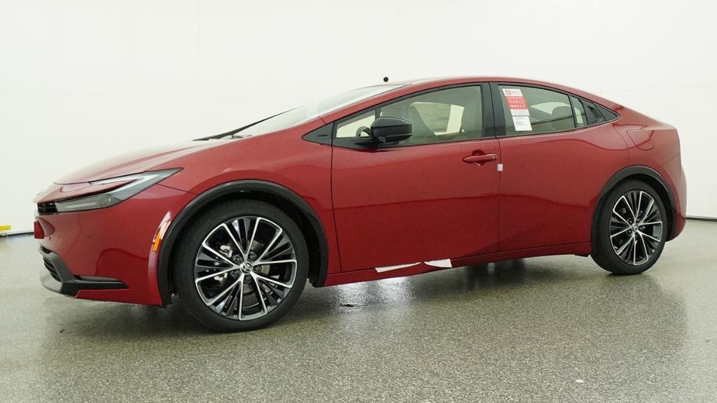 New 2026 Supersonic Red Toyota XLE image 43