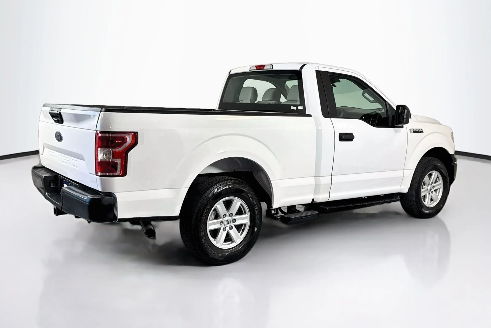 Used 2020 Oxford White Ford XL image 5