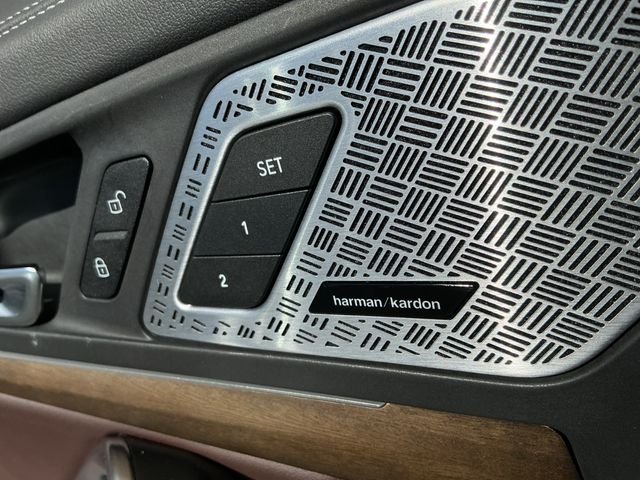 Used 2025 White BMW xDrive28i image 31