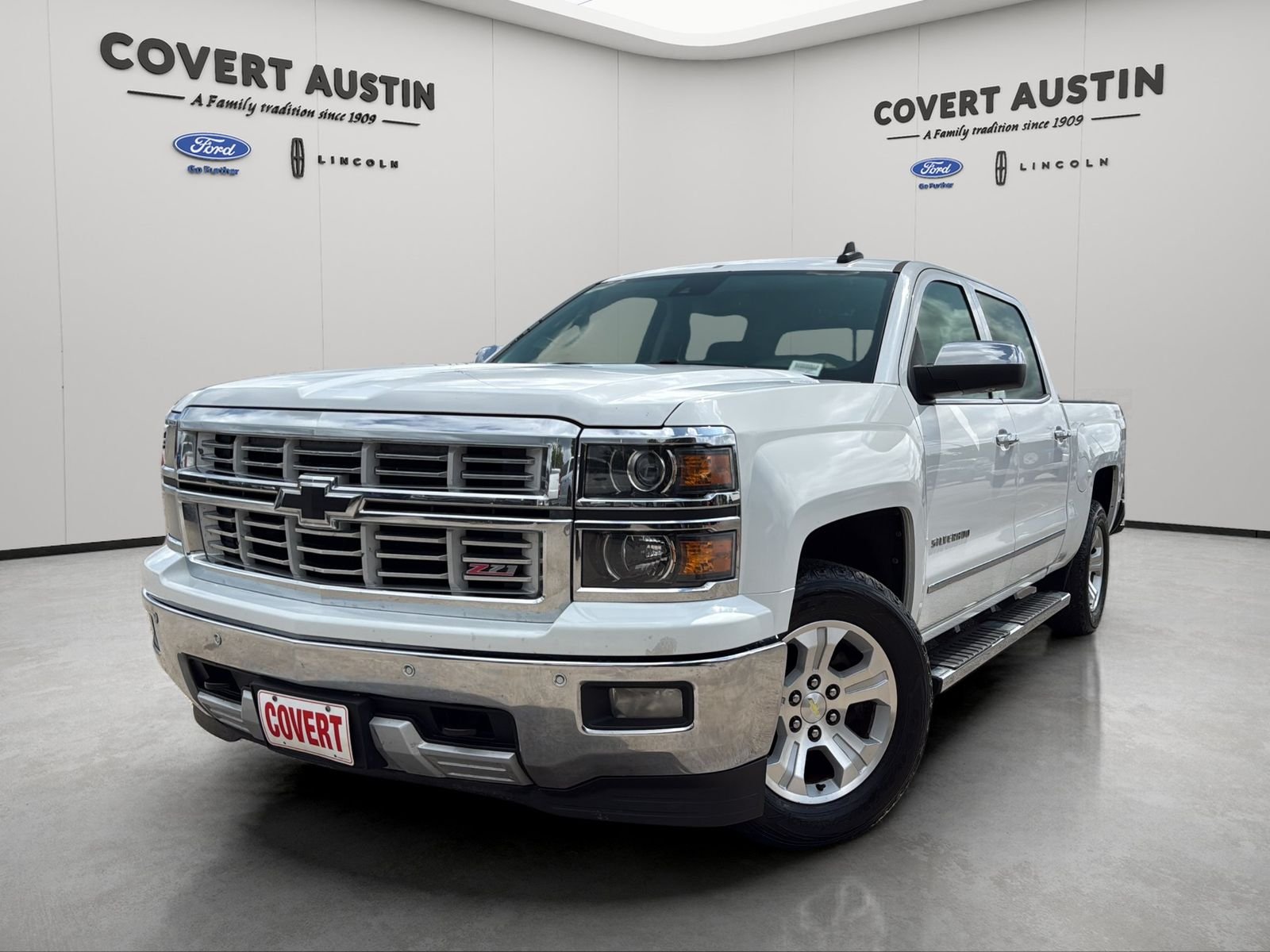 Used 2015 White Chevrolet LTZ image 1