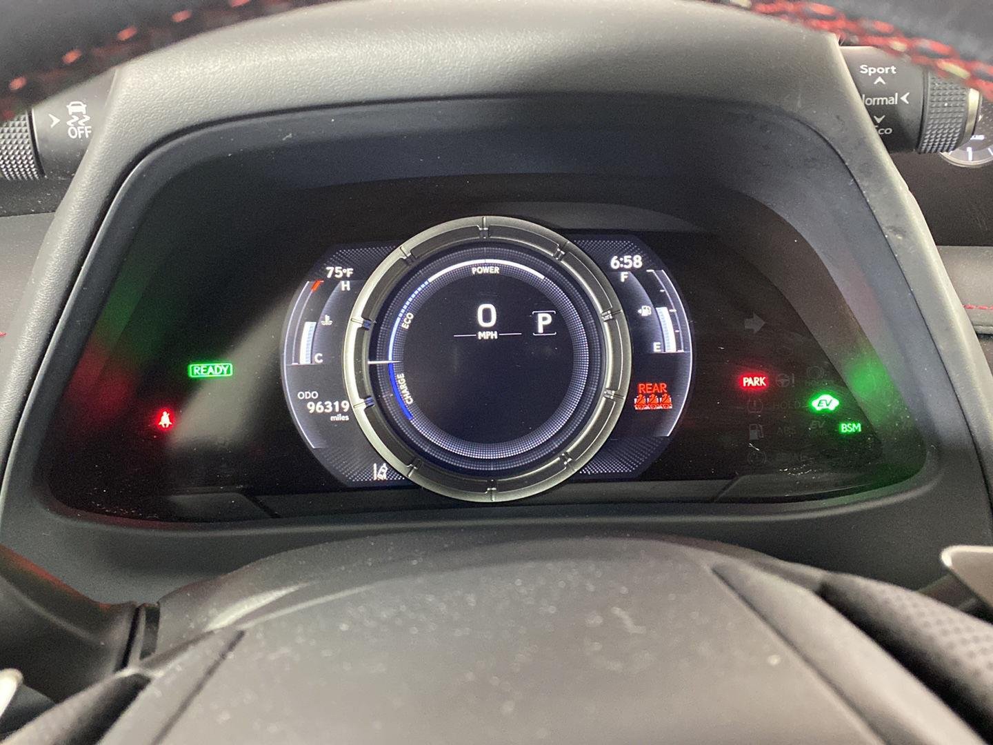 Used 2019  Lexus UX 250h F SPORT image 18