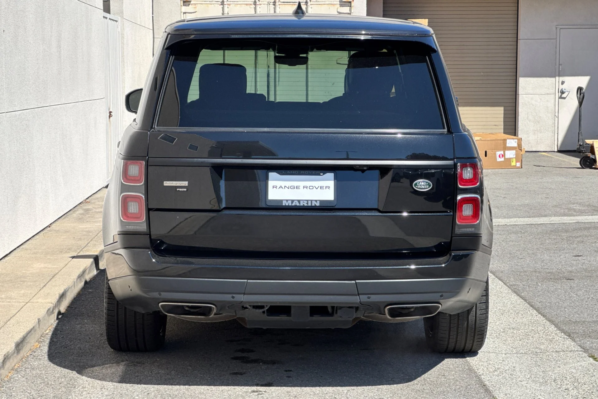 Used 2022 Black Land Rover Autobiography image 7