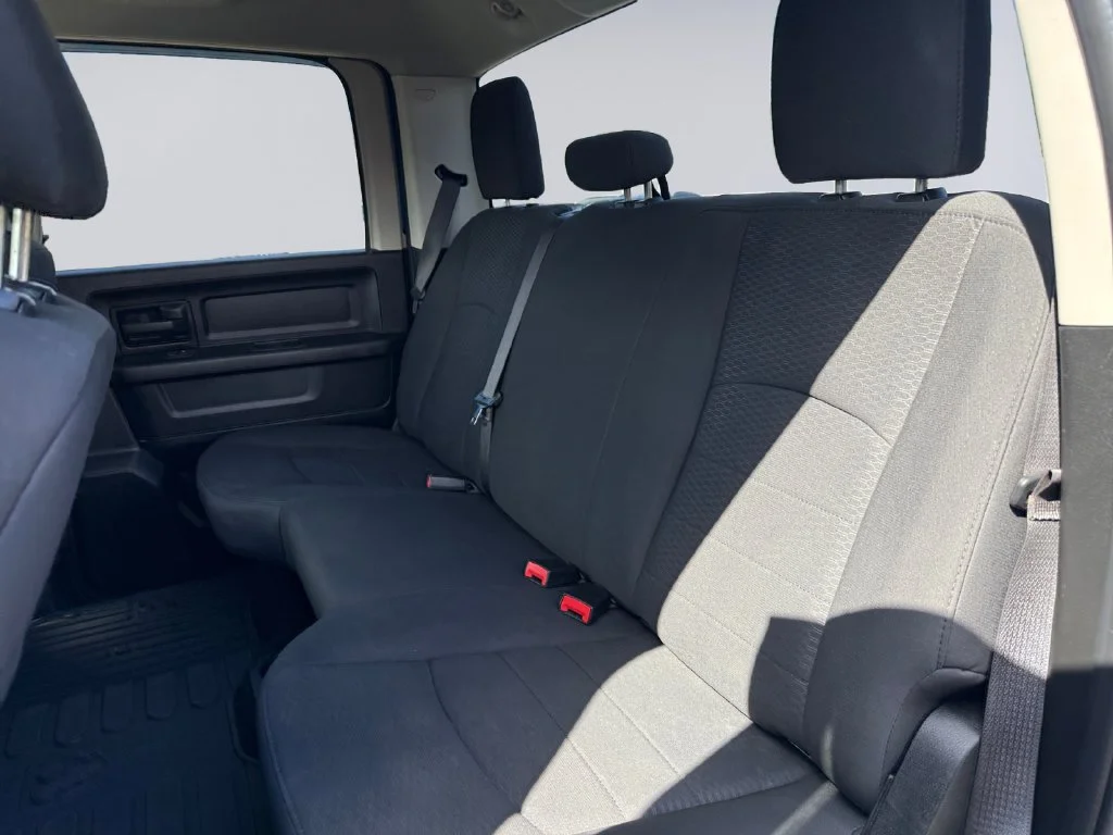 Used 2019 Blue Ram Express image 17