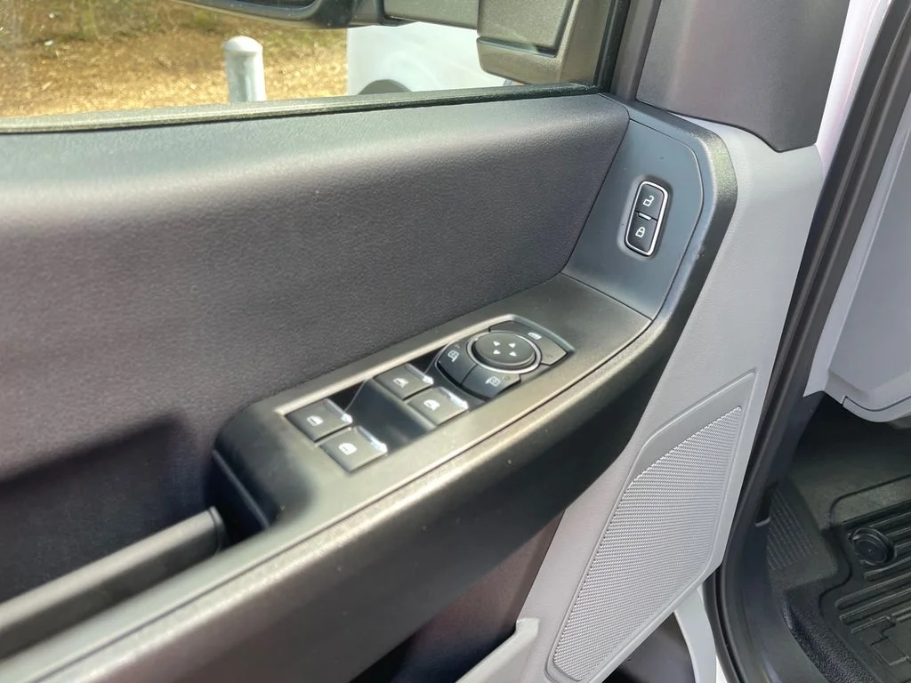 2026 Ford F-450 Super Duty Chassis Cab XL - Photo 6
