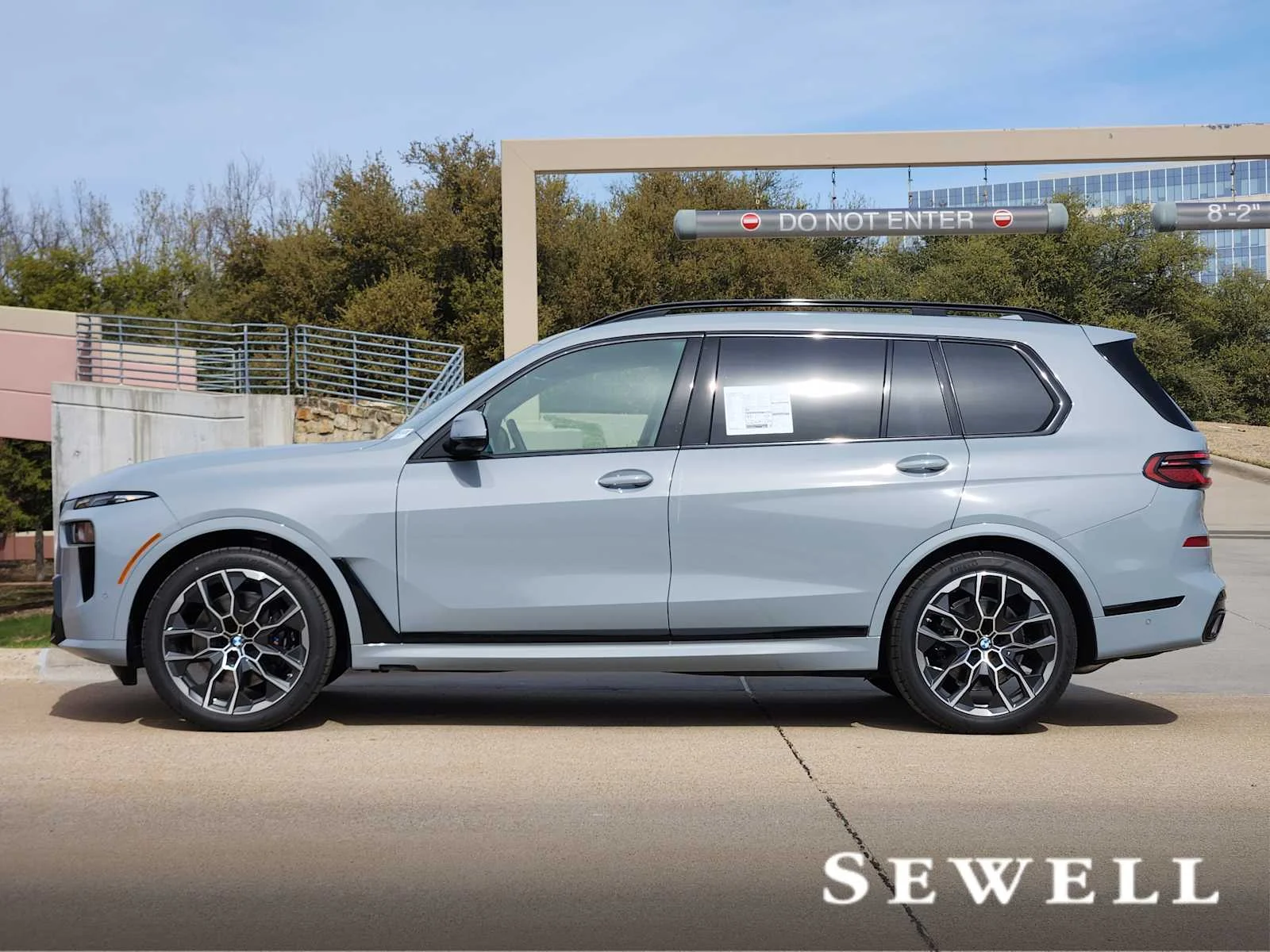 New 2026 Brooklyn Grey Metallic BMW xDrive40i image 2