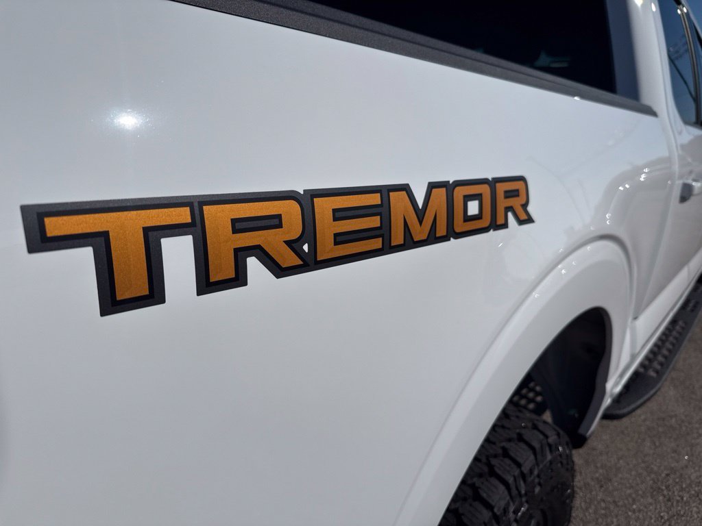 New 2026 Oxford White Ford Tremor® image 9