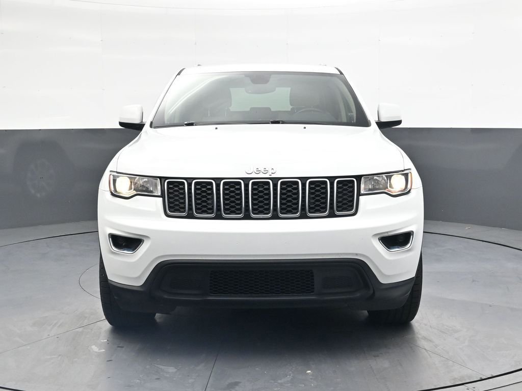 Used 2022 White Jeep Laredo E image 13