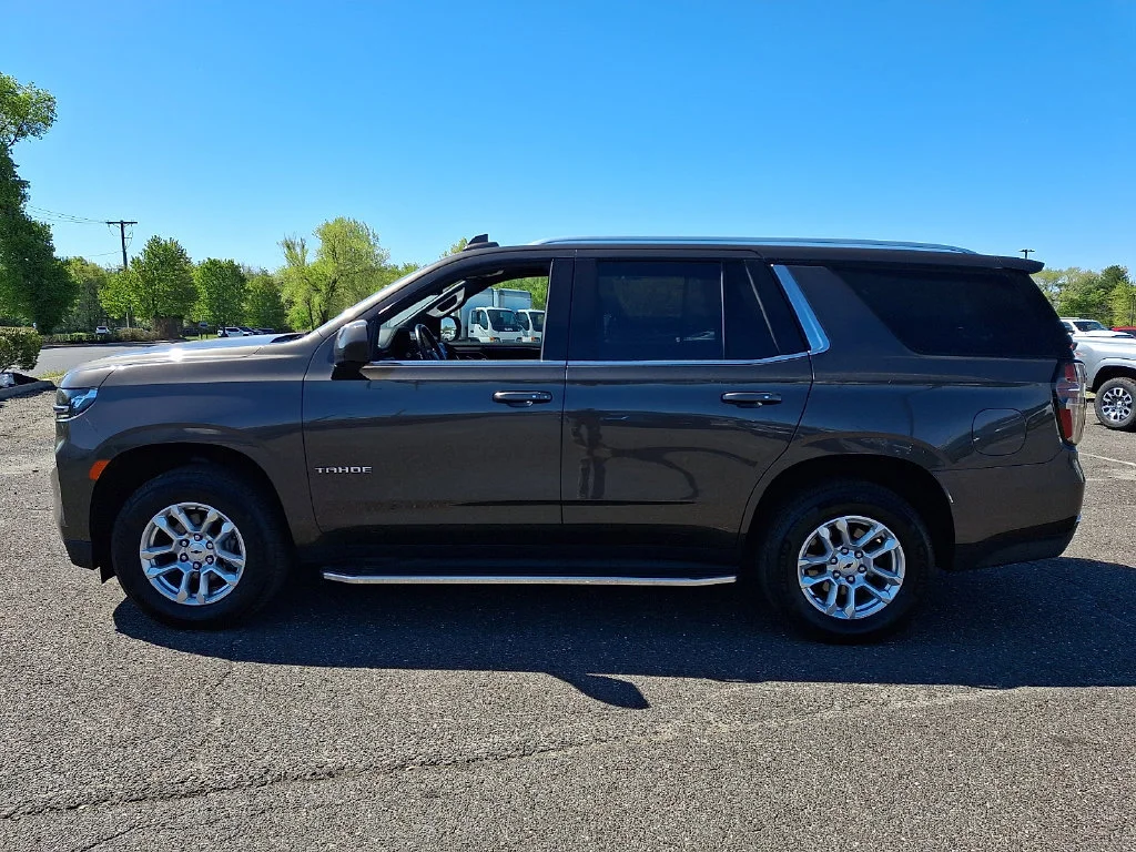 Used 2021 Graywood Metallic Chevrolet LT image 7