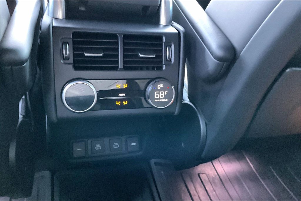 Used 2021 Brown Land Rover HSE R-Dynamic image 25