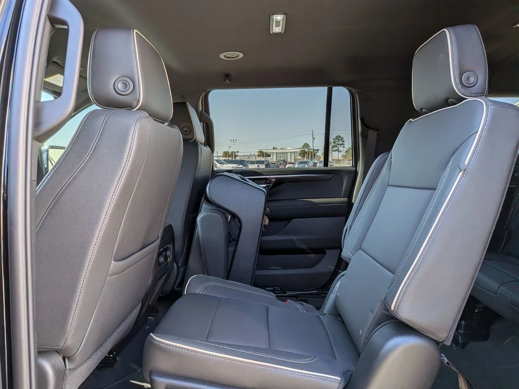 2026 Chevrolet Suburban Premier - Photo 27
