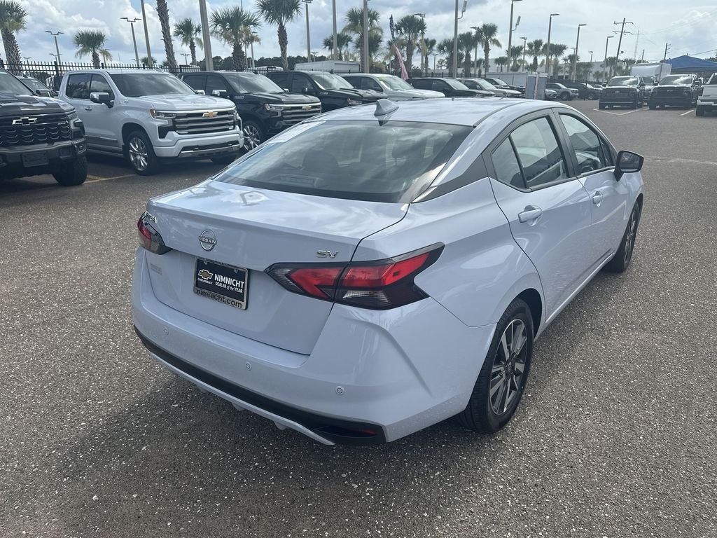 Used 2024 Gray Nissan SV image 16