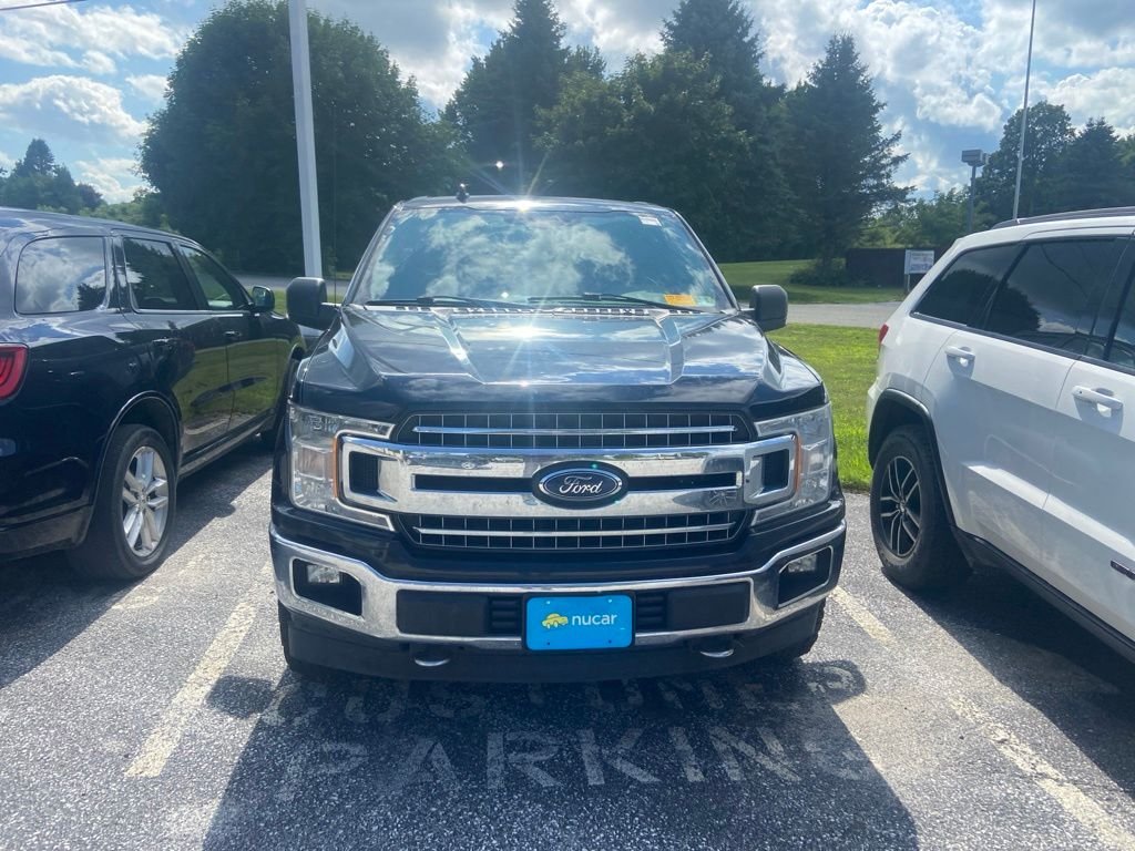 Used 2018 Blue Ford XLT image 2