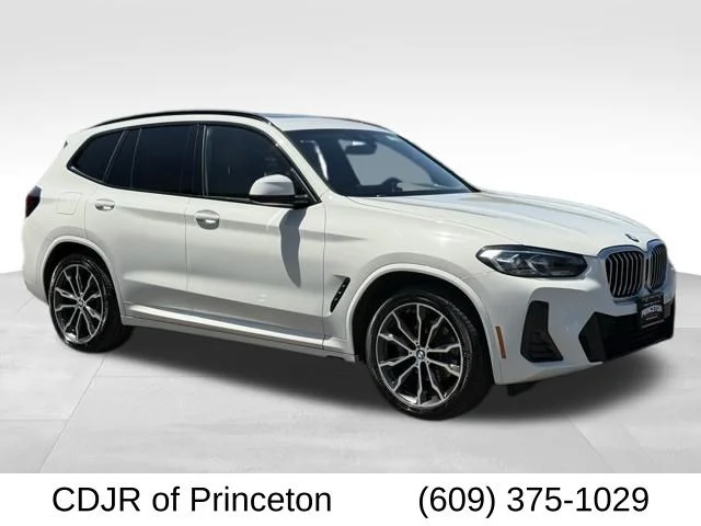 2022 BMW X3 xDrive30i's photo