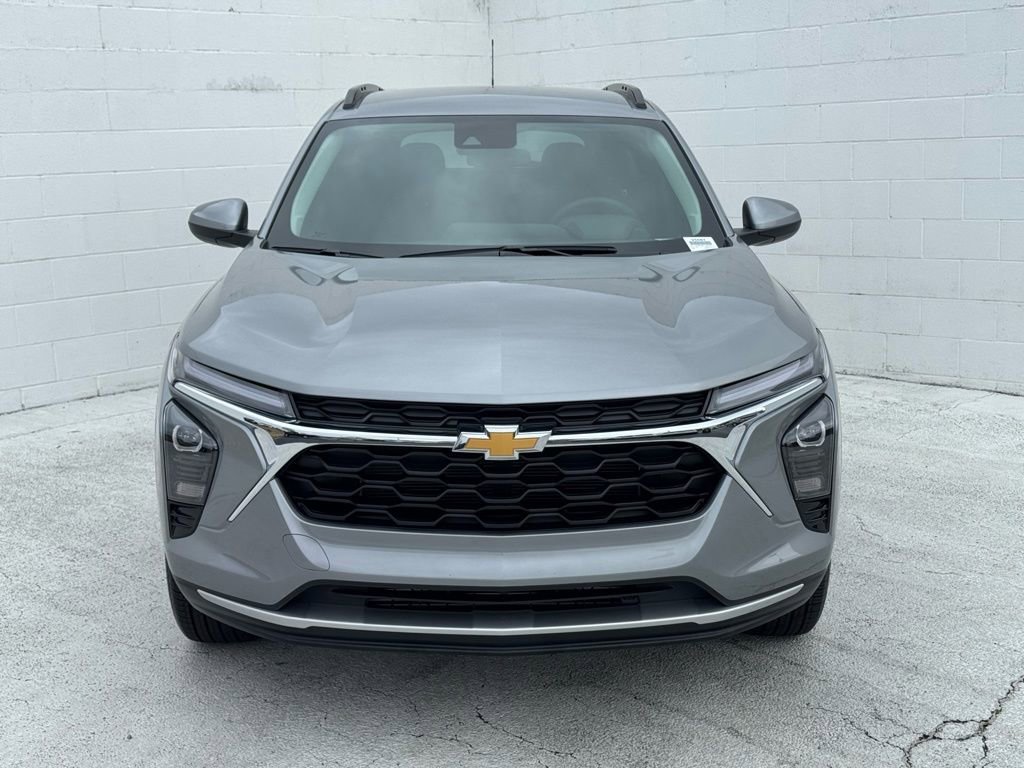 2025 Chevrolet Trax LT - Photo 6