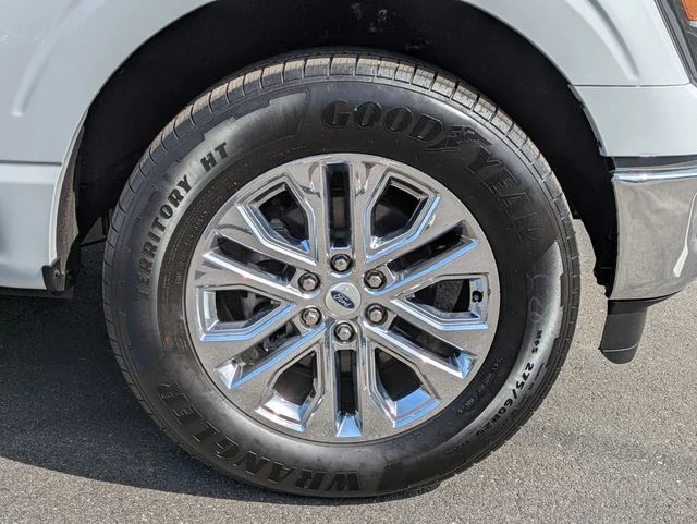 New 2026 White Ford Lariat image 11