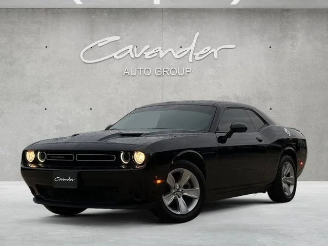 2023 Dodge Challenger SXT Auto's photo