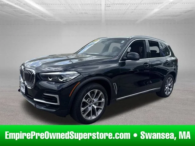 Used 2022 Black BMW xDrive40i image 1