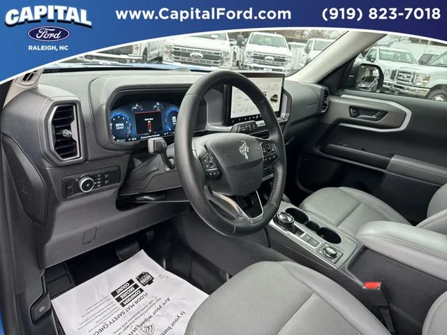 Used 2025 Blue Ford Badlands image 21