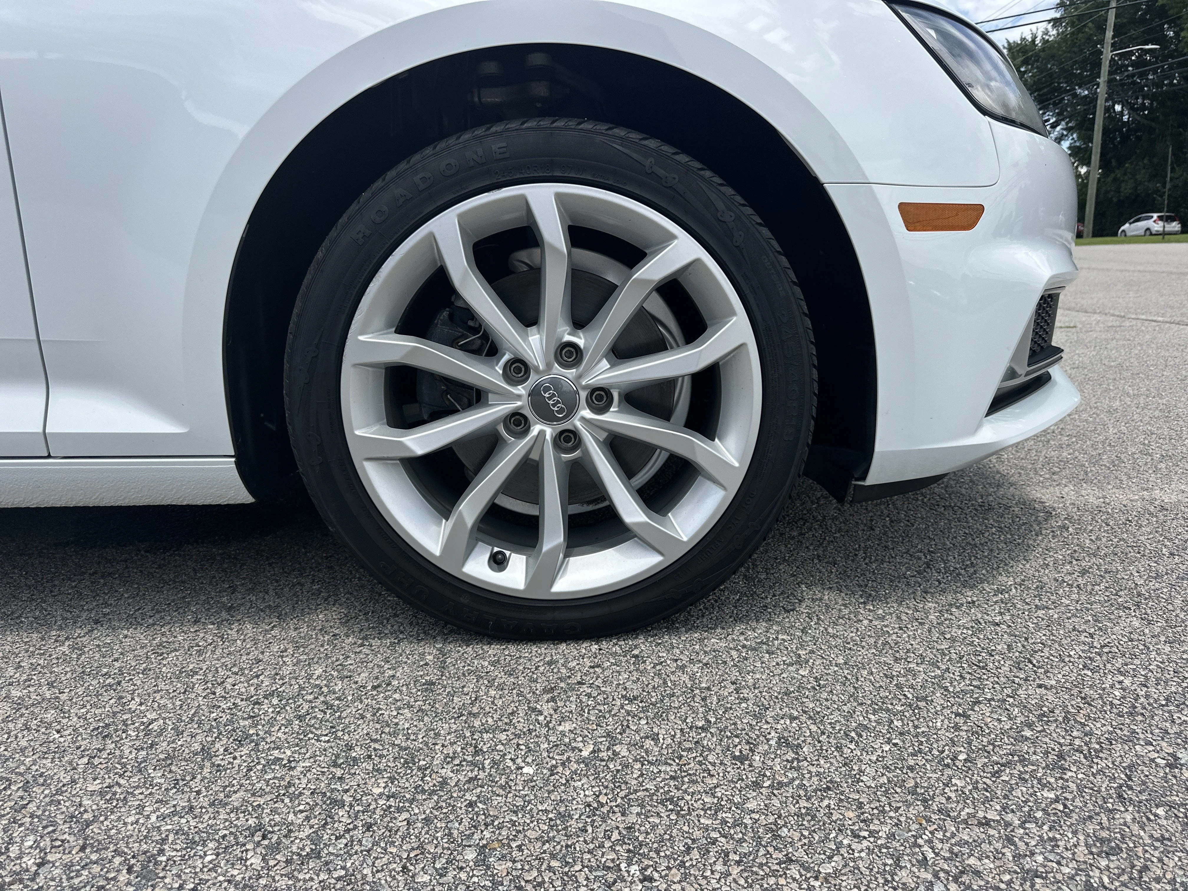 Used 2019 WHITE Audi 2.0T Premium image 12