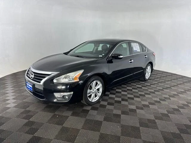 Used 2013 Black Nissan 2.5 SL image 4