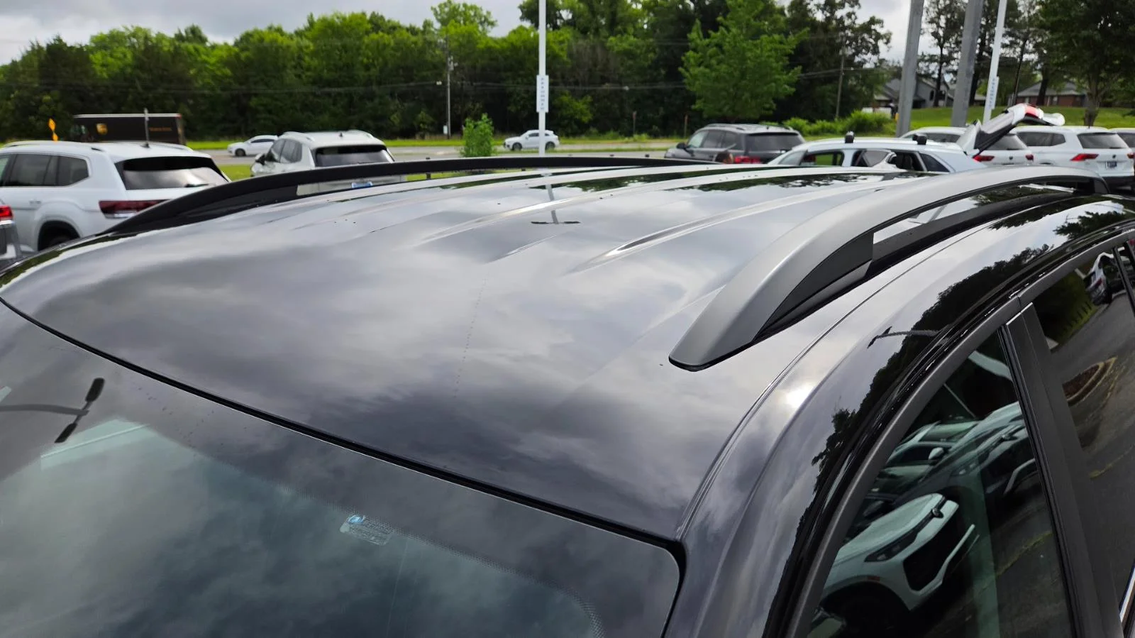 New 2026 Deep Black Pearl Volkswagen 2.0T SE image 11