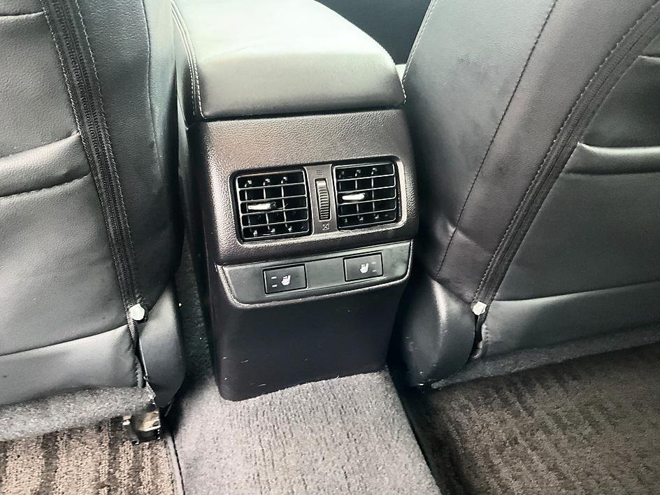Used 2017 Blue Subaru 2.5i image 31