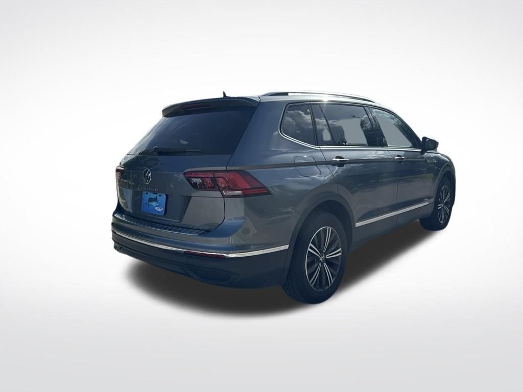 Used 2024 Gray Volkswagen 2.0T Wolfsburg Edition image 5