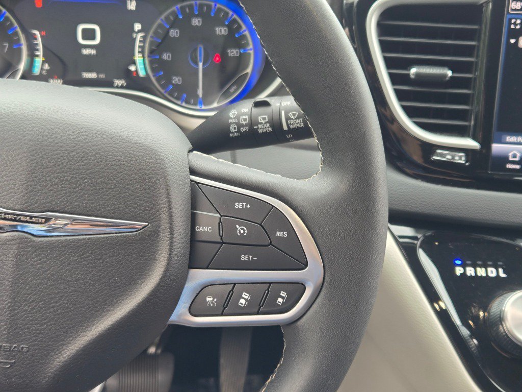 2024 Chrysler Pacifica Touring L - Photo 31