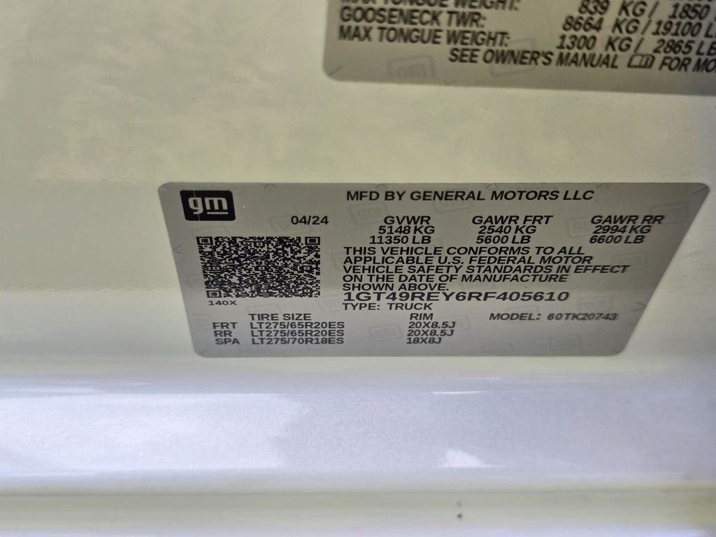 Used 2024 White Frost Tri-Coat GMC Denali image 51