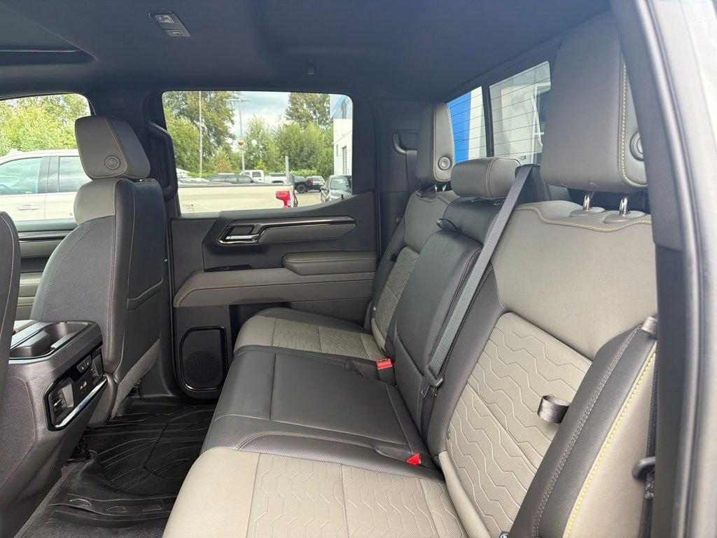 Used 2022 Black Chevrolet ZR2 image 25