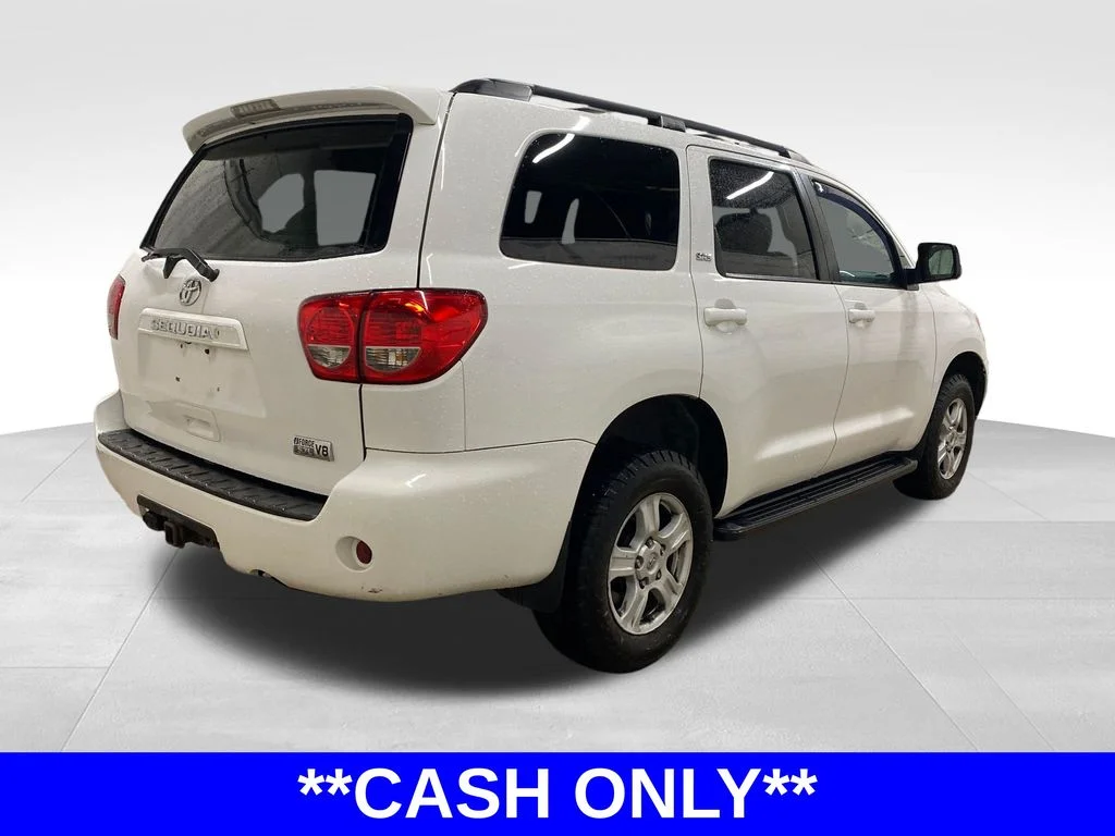 Used 2015 White Toyota SR5 image 4