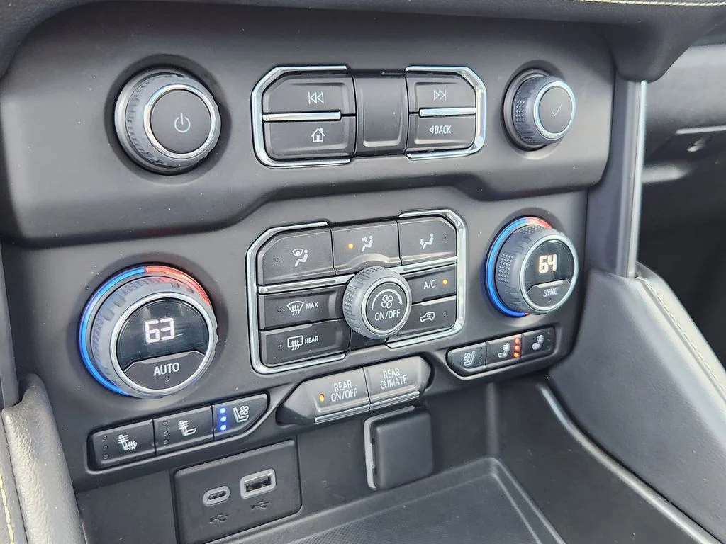 Used 2023 Sterling Gray Metallic Chevrolet Premier image 25
