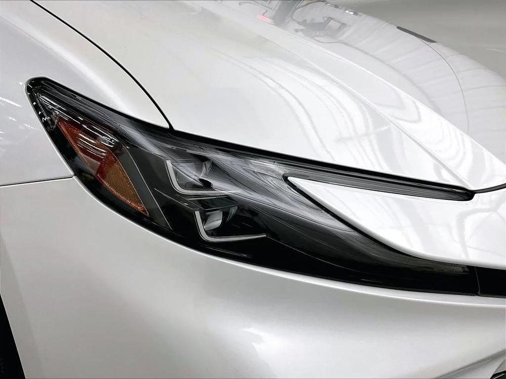 Certified Used 2025 Beige Toyota XLE image 33