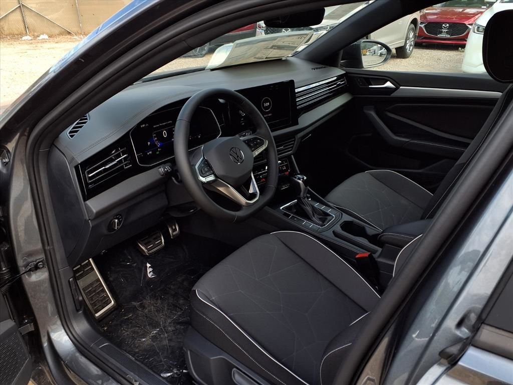 2025 Volkswagen Jetta Sport - Photo 15