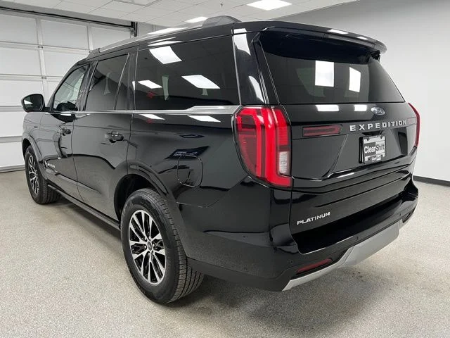 Used 2025 Black Ford Platinum image 7