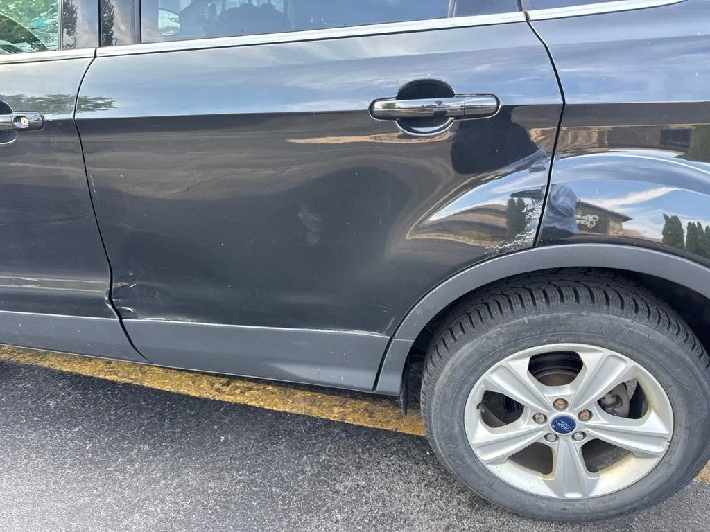 Used 2015 Tuxedo Black Ford SE image 16