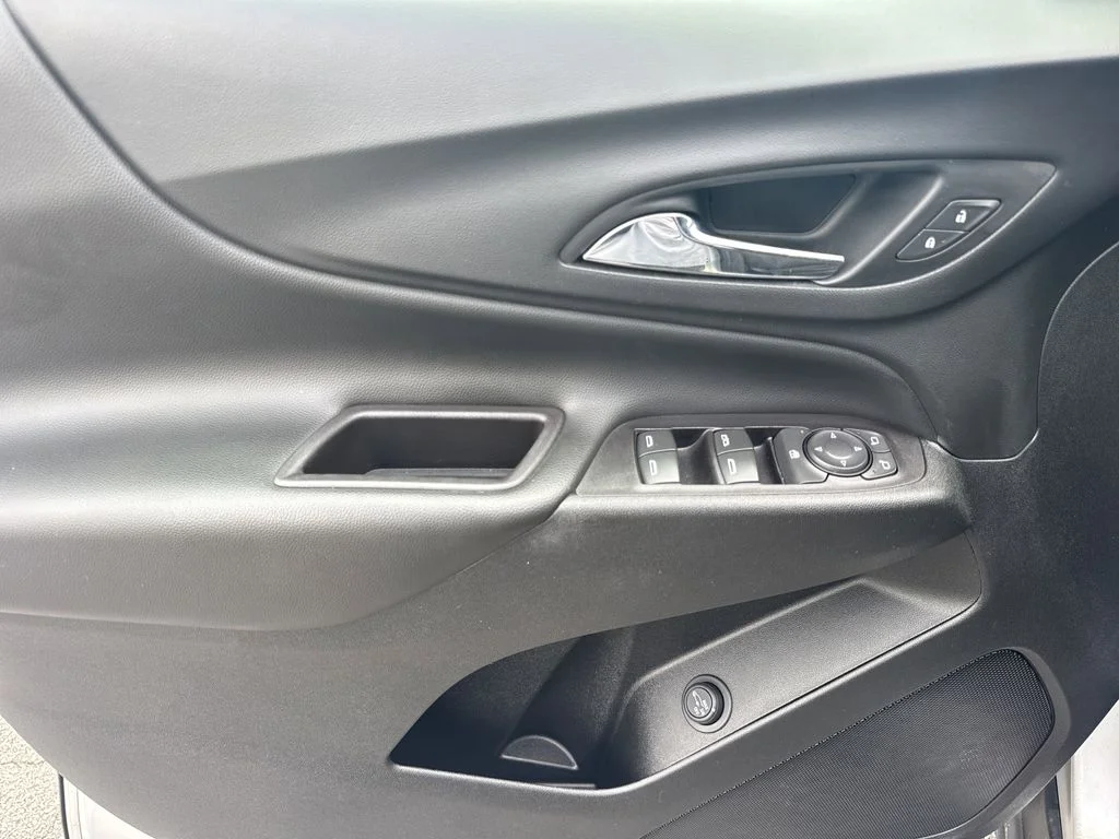 Used 2020 Silver Chevrolet LT image 10