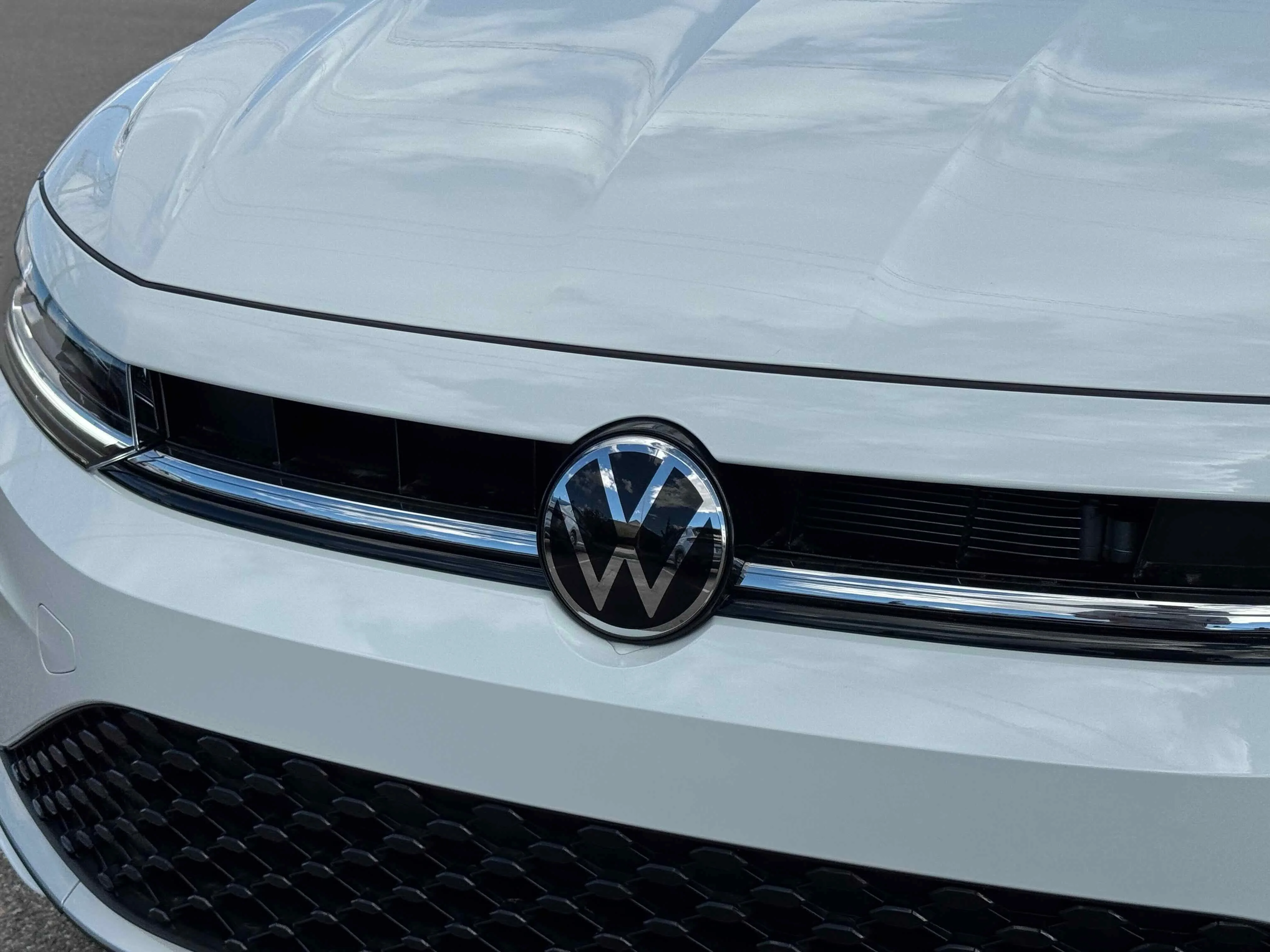 New 2026 Pure White Volkswagen S image 11