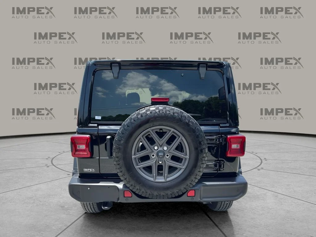 Used 2024 Black Jeep Sport S image 4