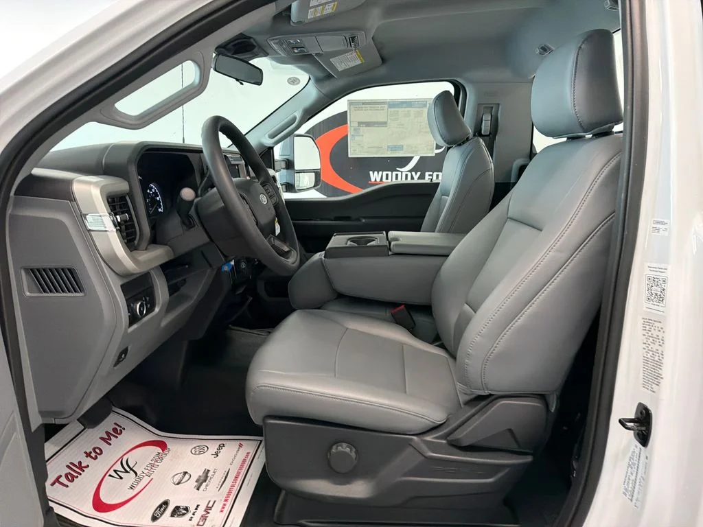 New 2026 Oxford White Ford F-250® XL image 9