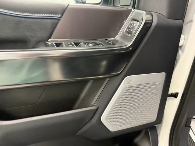 New 2026 Star White Metallic Tri-Coat Ford F-250® Platinum® image 33