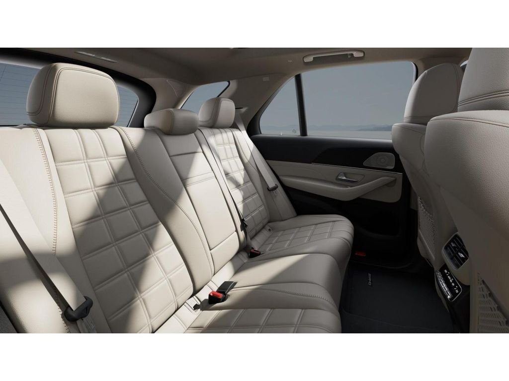 New 2027 Black Mercedes-Benz GLE 450 image 5