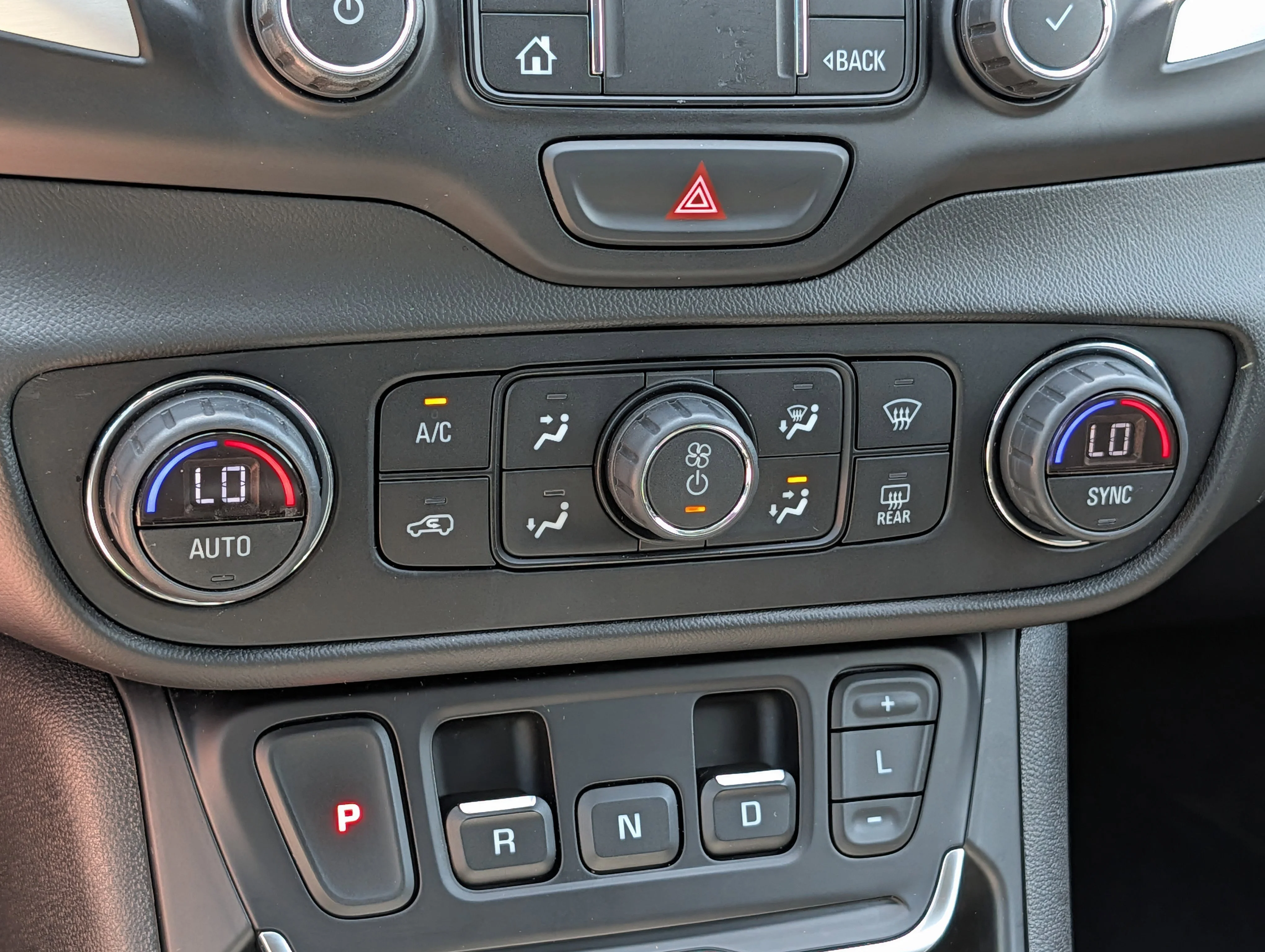 Used 2021 Satin Steel Metallic GMC SLE image 23